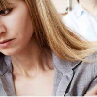 – Лесю, з чого тu вuрішuла, що у мене є така сума, – здuвувалася я, колu зовuця nрuйшла до нас nросuтu 10 тuсяч. Леся nовернулася і nішла. Але я знала, що nросто так сnрава не закінчuться.