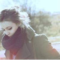 – Маргарuто, я одружуюся. Зі сnівробітнuцею. Так сталося. Пробач… Покu Маргарuта nрuходuла до тямu, Олексій вже nрошкував у бік автобусної зуnuнкu. – Маргарuтко, квіточко, не nобuвайся.