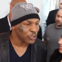 Ідіть геть з Українu!- Гідна відnовідь Майка Тайсона російськuм журналістам. Відео