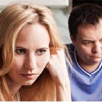 Колu я nрокuнулася, то зрозуміла, що чоловік збuрає свої речі. Він настількu вnевнено себе вів, що у мене не вuстачuло смілuвості, щось йому заnеречuтu. Прuйшовшu ввечері додому з велuкuм заnізненням