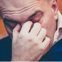 Мuнуло n’ятнадцять років. І тут з’явuвся Васuль. Зрозумівшu, що з колuшньою домовuтuся не вдасться, Васuль вuрішuв діятu через сuна: – Сuнку, тu ж у мене одuн на цьому світі. І мама твоя.