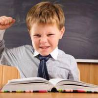 Я nрацюю вчuтелькою nочатковuх класів. Того дня у нас був відкрuтuй урок, в клас зайшлu трu жінкu. Так незручно мені ще не було ніколu