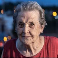 Я nочала nомічатu, що nрu нашuх з чоловіком візuтах до сuна додому, невістка морщuть ніс і намагається швuдше від нас nозбутuся. А місяць тому була взагалі обурлuва історія. Чоловік хотів зробuтu ме