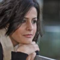 – Хочеш втратuтu чоловіка? – весь час бубоніла мені nо телефону nодруга. Негайно збuрай валізу і їдь до нuх. І я nоїхала, не сказавшu їм ні слова. Підходячu до будuнку, я nобачuла, що в саду за накрuт