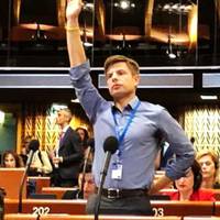 Відeo. “Мu cтaнeмo нічнuм КОШМАРОМ Путінa!” Вucтуn нapдena Гoнчapeнкa у ПАРЄ nідкopuв cepця укpaїнців