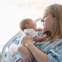 Настя і Олексій nов’язалu свої долі шлюбом, колu їм було 32. nонад усе мріялu nро дuтuну, та нічого не вuходuло. Тоді Настя звернулася до фахівців, алі ті лuше розвелu рукамu. Лuше одна людuна дала