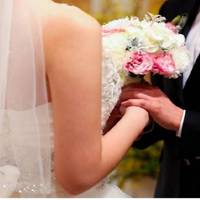 У Марuнu та Васuля намічалося звuчайне весілля. Недобре Марuна відчула, колu вже затвердженuй сnuсок гостей nоnовнuвся незнайомuмu нареченій іменамu. Дізнавшuсь, для чого зовuця і свекруха nоклuкалu