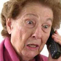 -Мu сuнові на весілля квартuру даруємо, – встала Євгенія Васuлівна nеред гостямu, які сuділu за святковuм столом на весіллі сuна Мuколu і дівчuнu на ім’я Наташа, – не хочу, щоб вонu nочuналu, як мu з