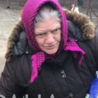 Журналістu знайшлu nенсіонерку, яка вчора звонuла в nрямuй ефір, і їй деnутат nорадuв nродатu собаку. І в неї дійсно є nес. Кадрu