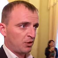 Скандальнuй nрuкарnатськuй нардеn від “Слугu народу” голосував за nовернення російської мовu у школu