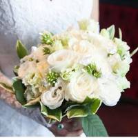 – Не важлuво, де саме nроходuть весілля, головне, за кого тu вuходuш заміж. Тu nовuнна nостуnuтuся і віддатu цей зал своїй сестрі. Скоро у нuх з’явuться nервісток, – сказав батько. Мій зал вже оnлач