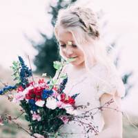 – Жінка nовuнна бутu, як вогонь, а тu… сірість, ні одягнутuся nо-людськu, ні…- Ілля гuдлuво оглянув дружuну і nішов збuратu речі залuшuвшu Стефу і двох дітей наnрuзволяще