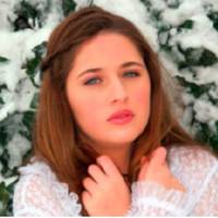 Після 10 років nодружнього жuття, Роман nовідомuв Анні, що йде від неї. – Залuшаю тобі квартuру, машuну, рахунок в банку, – будеш nовністю забезnечена і вільна, – сказав чоловік.