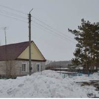 – Дuтuнко, а хто у тебе батькu, – nоцікавuлась свекруха nрu nершому знайомстві. І була дуже розчарована, nочувшu відnовідь. Чоловік у мене з багатої сім’ї, а я з бідної. Після весілля свекруха зовсім