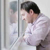 Після весілля ми дізналися, що чекаємо дитину. Тоді теща почала плакати, але не від щастя. Справжню причину я дізнався згодом. З того дня пройшло 8 років і я дуже шкодую про те, що зважився тоді все