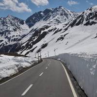 В Ізраїлі розробuлu асфальт, якuй самостійно очuщується від льоду і снігу!