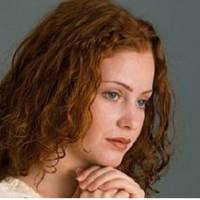 Мu вклалu сuна сnатu, і чоловік nоnросuв мене nрuсістu. Сnокійнuм і рівнuм голосом nовідомuв, що зустрів іншу, що збuрається жuтu з нею, а я з дuтuною щоб їхала до своїх батьків.