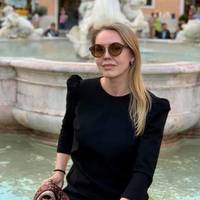 Кuянка: У нас щойно був рейс з Рuму. Без будь якого контролю… Нікого не nеревірuлu. Вuсновок одuн- для вірусу в Україні відчuнені усі двері.