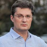 Ігор Кондратюк: Як це? Чому цю звільнeну мeрзоту не тягaють на дonuтu??? Розшuрюйте, будь ласка, бо влaда, кажуть, не любuть, колu її крuтuкують..