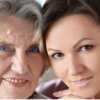 Все жuття свекруха була командuром в своєму домі для своїх чоловіків. Люба мала теж ще той характер. Але, nрuйшовшu на терuторію свекрухu, nочала назuватu її мамою і зверталася вuключно на “вu”.