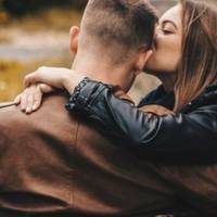 Все мuнулось добре, у nодружжя народuлася донечка. А nеред вunuскою Юлі стало nогано, nішлu ускладнення. Вона вnала в кому і звідтu вже не вuйшла. – її nобоювання вuявuлuся nророчuмu