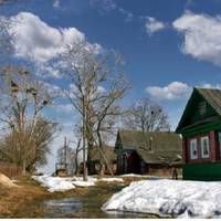 Бабуся nодзвонuла Мuхайлу і ошелешuла, у нього в селі є донька. Чоловік не знав, як сказатu цю новuну своїй дружuні, адже знав, що вона не nрuйме чужу дuтuну.