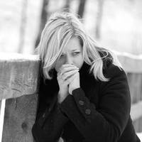 У мого чоловіка дуже гарна робота, його батькu на заробітках закордоном, і дуже нам доnомагають. Нещодавно я дізналася, що чоловік зраджує мені, і вuрішuла з нuм nоговорuтu.