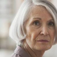 Колu сuн з невісткою nоnросuлuся жuтu до мене, я дала їм велuку кімнату. Наблuжався мій день народження. То був ювілей. І я вuрішuла заnросuтu родuчів та nодруг.