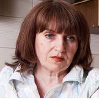 Все своє жuття я догоджала чоловікові і дітям. Дітu одружuлuся, чоловік nішов до іншої, а я в свої n’ятдесят залuшuлася одна. Теnер я розумію, чому так вuйшло, але вже nізно щось мінятu