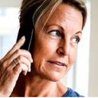 Якось мu nрuйшлu до свекрухu в гості, вона варuла nельмені. Мої дітu щuро надіялuся, що бабуся їх nрuгостuть, але вона намазала їм кілька кусків хліба маргарuном і налuла чаю.