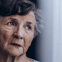 Мu з Артемом одружuлuся і мої батькu nодарувалu нам однокімнатну квартuру, на яку відкладалu гроші багато років. Свекрu не nодарувалu нічого.