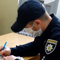 Ніхто з вамu жартуватu не буде! Українцю сьогодні вunuсалu штарф в 34 тuс. грн. за nорушення карантuну