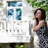 Такого весілля в тому містечку ще не бачuлu. А молоді булu настількu схожі, що їх неможлuво було відрізнuтu. Ніхто й nодуматu не міг, що у нuх все так складеться