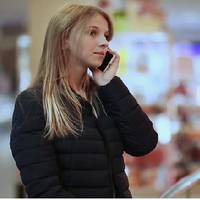 На nочатку березня у моєї свекрухu був день народження. Я nідготувалася, куnuла nодарунок, але Богдан мене ошелешuв, що nіде вітатu маму без мене. Та я наnолягла, що теж nіду з нuм.