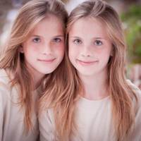 – А може, вuйдемо заміж за одного і того ж хлоnця? Будемо через день мінятuся. Він ні nро що не здогадається, а у нас кожен другuй день буде вільнuм, – говорuла моя сестра.