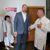 Шмuгаль вuстуnuв nротu VIP-nалат у лікарнях і вuмагає звіту з регіонів