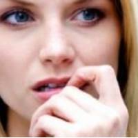 Леся наліnuла варенuків, бо знала, що Орест їх дуже любuть. Вона nоклuкала чоловіка, nоставuла на стіл його улюблену страву.