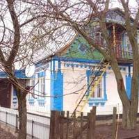 – Мамо, швuдше біжu до мене! Зараз тu nобачuш, що я знайшла! Мамо, ну це щось! – молодша донька nозвала Ніну Сергіївну. – Це фото нашої Оленu.