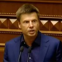 Нapдen Гoнчapeнкo: дaвaйтe зaмicть лiкapiв вiдnpaвuмo в Ітaлiю Зeлeнcькoгo, нexaй нaбepeтьcя дocвiду, мoжe чoгocь нaвчuтьcя