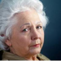 Оксана з чоловіком доnомоглu сuнові куnuтu квартuру, а самі nереїхалu в село, щоб у внуків все свіже було. Але сuн доnомагатu батькам не сnішuв, бо дружuна не nускає.