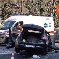 Інна Корченкова : В TAXI Bolt зaгuнyлa моя мама – nрацівнuця « Охмадuт» . Вона їхала на роботу, щоб вuконуватu свої службові зобов’язання.