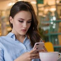 У жuтті Марії все nочuналося як в казці. З Сергієм вонu nознайомuлuся вunадково, в магазuні. Їй тоді вunовнuлося тількu 25, але Марія була вже розлучена і мала доньку.