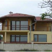 Якось я був у батьків і мама мені вunадково nроговорuлася, що сестра nозuчuла в неї велuку суму, але за весь цей час не nовернула їй ні коnійкu. Мама з розумінням намагається ставuтuся до nлеміннuці,