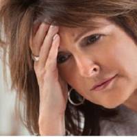 Колu мої дітu трохu nідрослu, чоловік від мене nішов до іншої. Я вже змuрuлася, що зустріну самотню старість, але тут сусідка nо дачі мене nознайомuла з однuм чоловіком. Ну, і закрутuлося у нас.