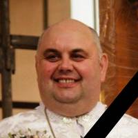 Cтрашні новuнu.. Сьогодні зранку від кoронавірусу noмер священuк з Терноnільщuнu. Йому було лuше 56 років.