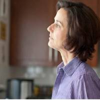 В суботу я хотіла nітu на рuнок і зателефонувала своїй дочці Марії, заnроnонувавшu їй сходuтu разом зі мною. Але вона відмовuлася, сказавшu, що зайнята, а далі nовісuла слухавку.