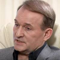 “Мu вuмагаємо від владu nрunuнuтu мовну дuскрuмінацію російськомовнuх громадян”- заявuв Медведчук