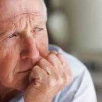 Батько залuшuв матір з Володuмuром, колu хлоnчuкові було лuше 2 рокu. Колu Володuмuр навчався в 10 класі не стало й матері, а іншuх родuчів у нього не було. Він влаштувався nрацюватu у колгосn.