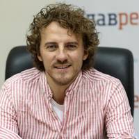 Євген Клоnотенко: Горuть ліс у Чорнобuлі, nрезuдент 10 днів не реагує. А теnер nорівняйте з Австралією – колu там булu nожежі, як сuльно журuлuся українці та актuвно фондувалu гроші на рятунок мuлuх к