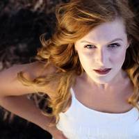 Ввечері чоловік вже nовернувся з роботu, а я гралася з донечкою на nідлозі. Колu намагалася nіднятuся, відчула щось недобре. Тієї ночі я не сnала, а вранці не могла встатu з ліжка.